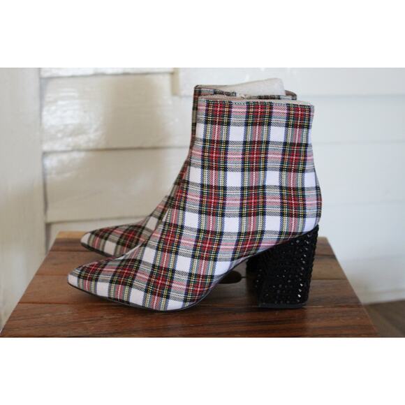 Women's Betsey Johnson Women's Kassie Fashion Boot Size 8.5 - Picture 4 of 8